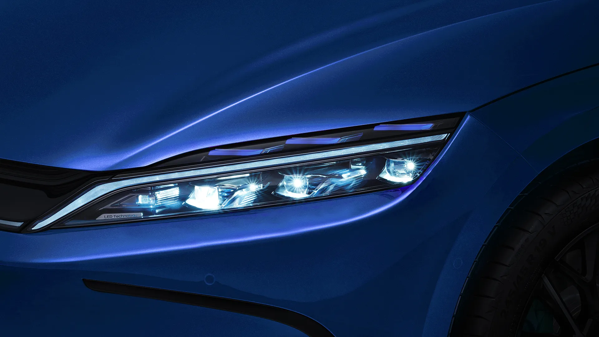 BYD HAN EV ngoại thất phía bên - thiết kế sedan sang trọng