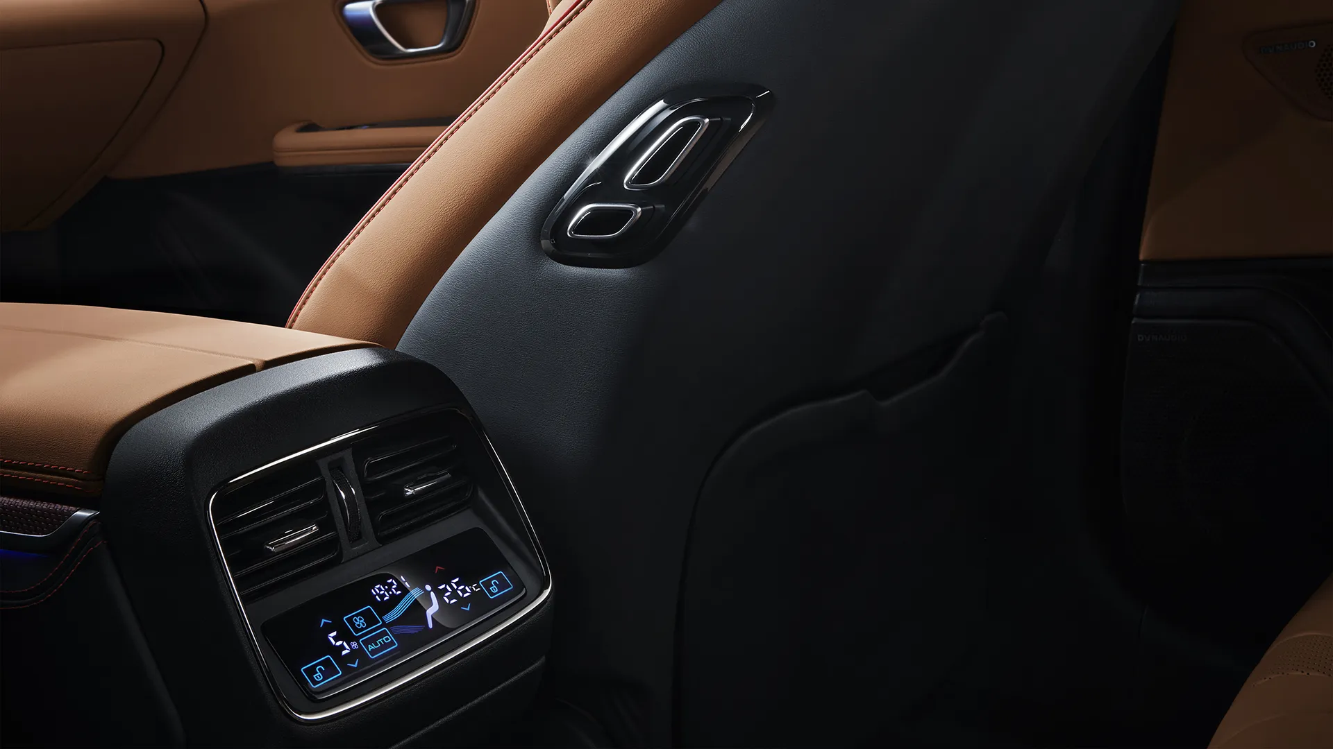 BYD HAN EV ghế sau - không gian rộng rãi và thoải mái